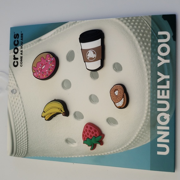 Crocs NWT Bundle (2) Jibbits Happy Candy 5 pack & Breakfast 5 pack 10 To… - Picture 3 of 8